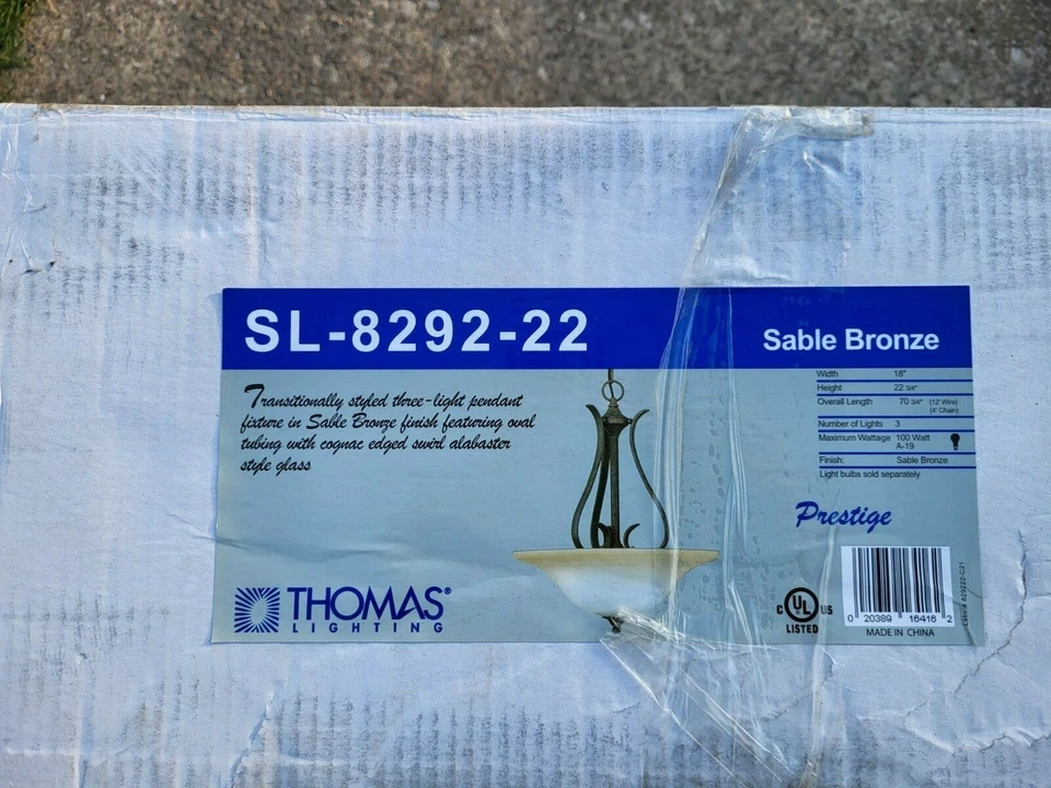 Colgante de tres luces Thomas Lighting SL8292-22 Prestige Collection Foto 2 de 3