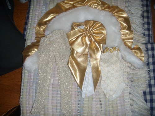 HASBRO'S 1980'S JEM DOLLS GOLD original OUTFIT