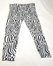 Women Plus Size 3X 21 Black White Geometric Buttery Soft Leggings