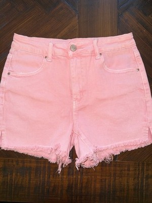 Zenana DMP-1843A High-Rise Pink Frayed Hem Denim Shorts