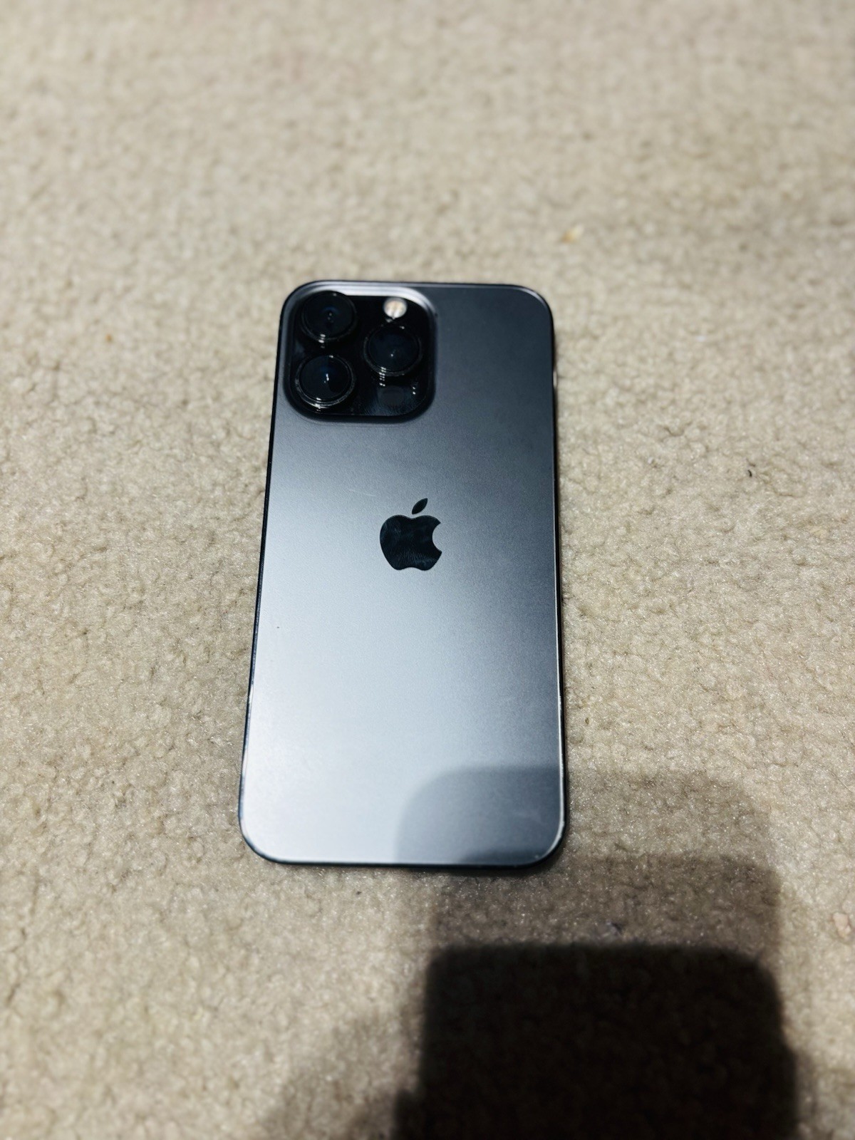 iPhone 13 Pro unlocked with %86 Battery Health 
