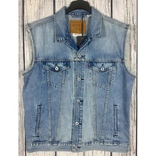 Levis Premium Relaxed Fit Denim Vest Mens Medium Light Wash Blue Trucker NWT