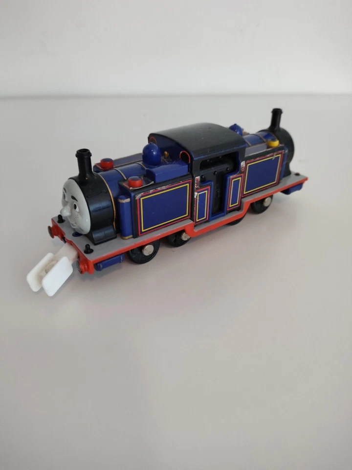Thomas & Friends Tomy Motor Road and Rail Mighty Mac 2005 - image 2 of 4