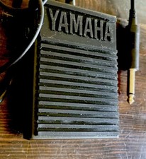 Yamaha Foot Switch Style Sustain Pedal for Electric Electronic Keyboard Metal