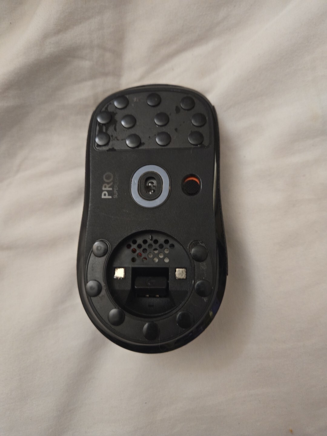 Logitech PRO X SUPERLIGHT Wireless Gaming Mouse in Black - Ultra-Lightweight Design