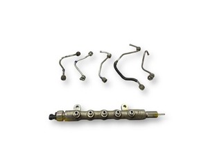 Mazda 6 2009 Kraftstoffverteiler Einspritzleiste Verteilerrohr R2AA MDV11426