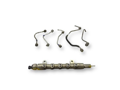 Mazda 6 2009 Kraftstoffverteiler Einspritzleiste Verteilerrohr R2AA MDV11426