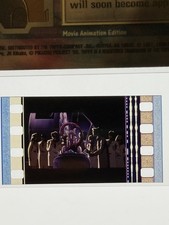 Pok mon-35mm Film Cell-Mewtwo Surrounded By Scientists