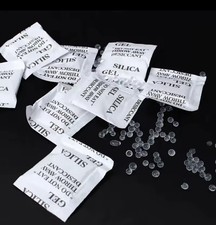 100 SACHETS GEL DE SILICE DESHYDRATANT  ABSORBEUR D'HUMIDITE 100Gr 