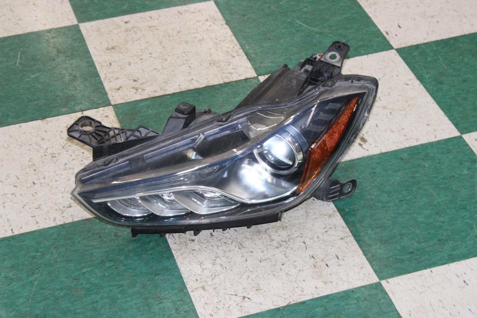 14-17 GHIBLI Xenon HID Driver LH Headlight Headlamp Light Lamp Lens Factory OEM
