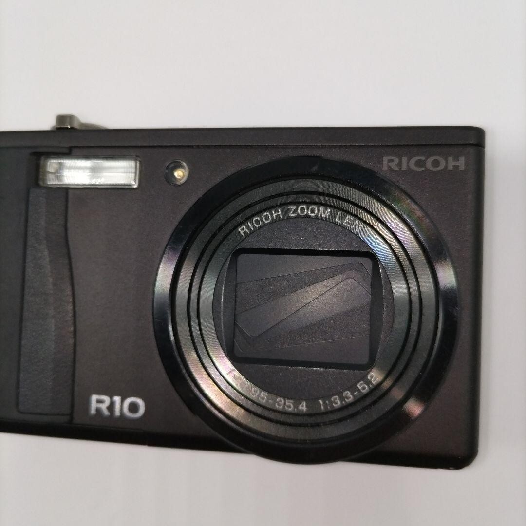 デジタルカメラ　ＲＩＣＯＨ　R10 Amazon.co.jp: RICOH Digital Camera R10 Black R10BK : Electronics