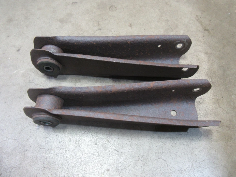 Oldsmobile Cutlass Calais 1978-1984 brazo de control superior trasero piezas de suspensión Foto 3 de 3