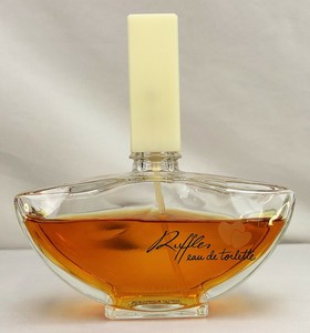 ruffles perfume by oscar de la renta