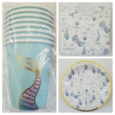 CAKEWALK Set of 8 Paper Plates, 20 Napkins, 8 Cup Spring ''FOLLOW THE FUN''