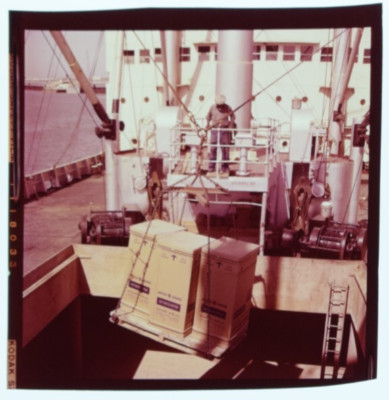 1953 Alcoa SS Patriot Puerto Rico Loading GE Appliances Kodak Transparency LX119