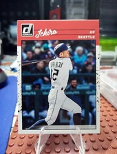 2023 Panini Donruss 1990 Retro Ichiro #266 Reverse Image SP