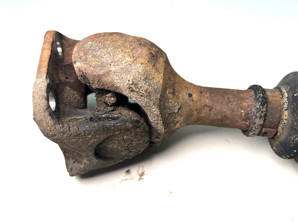 Eje trasero derecho o izquierdo Datsun Nissan 280ZX S130 1982-1983 2+0 OEM Foto 2 de 4