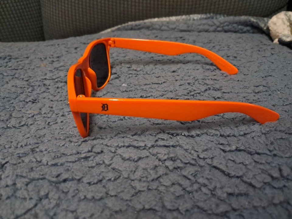 Detroit Tigers Chevrolet Branded Sunglasses MLB Baseball Official Merch Orange - Image 3 of 4