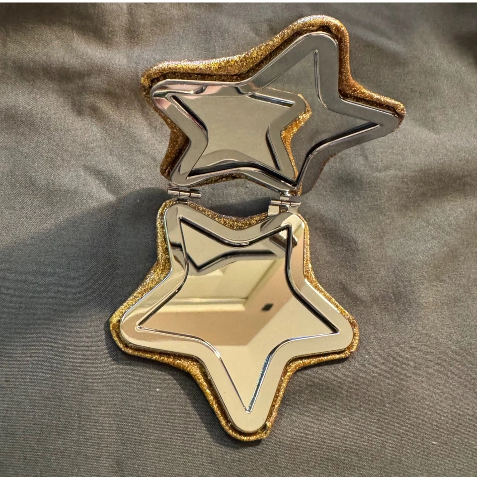 蔻驰之星黄金闪光小巧镜面 CW815 SV/黄金全新带标签 — 第 3/4 张图片