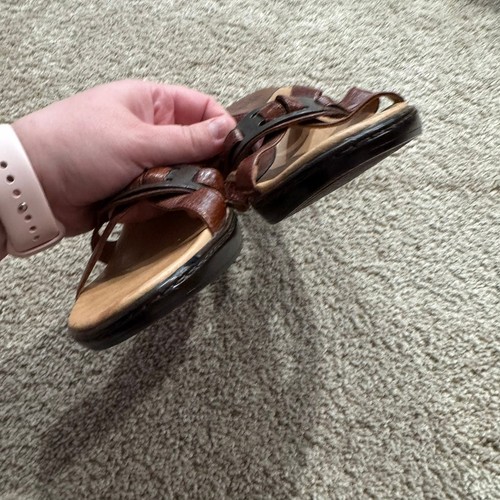 Sofft Brown Leather Kitten Heel Sandals w/ Buckle Women's Size 9.5 Open Toe - Picture 4 of 11