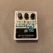 Electro Harmonix Big Muff Pi Fuzz w/Tone Wicker Effect Pedal EHX