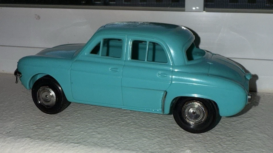 Renault Dauphine 1958 plástico verde azulado modelo promocional 1:24 Hubley ¡VER FOTOS!! Foto 4 de 4