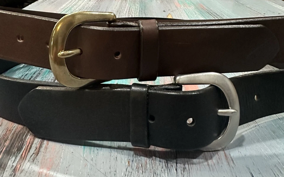 (2) Cinturones de cuero genuino Eddie Bauer uno marrón uno negro - ¡¡¡Grandes cinturones!!! Talla S Foto 2 de 4