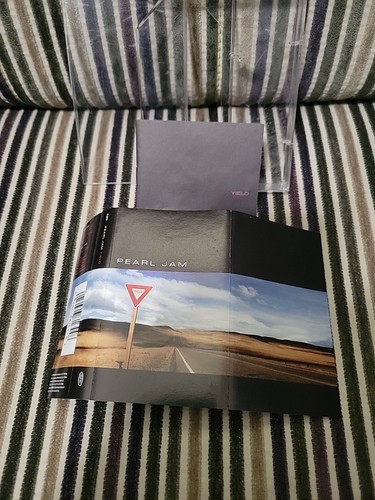 Yield by Pearl Jam (Cassette, Feb-1998, Epic-Like New - Picture 6 of 12