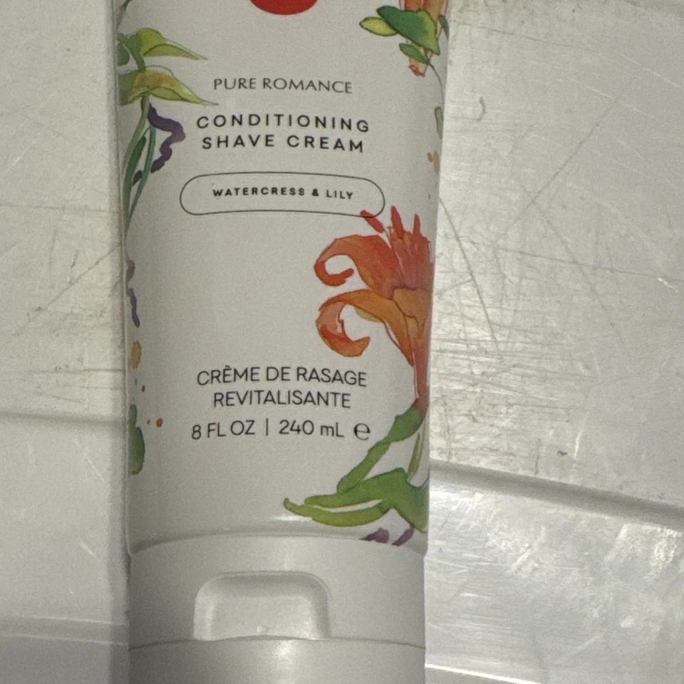 PURE ROMANCE Coochy - Berros y Lirios - Crema de Afeitar Acondicionadora 8 fl. oz. Foto 2 de 4