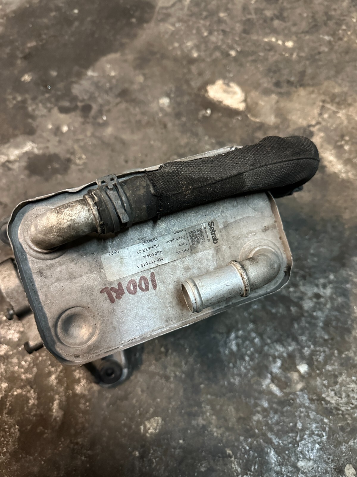 2017 AUDI R8 REAR LEFT ENGINE OIL COOLER W LINE TUBE OEM 4S0 117 013 A 4S0117013