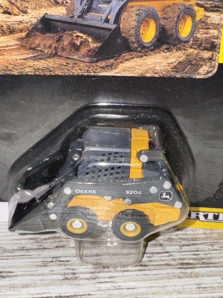 1/64 Scale  John Deere 320G Skid-steer Loader Skid Loader Die-Cast ERTL - Image 3 of 4