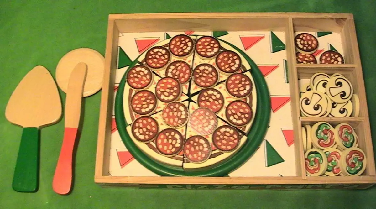 Melissa and Doug Wooden Pizza Play Set