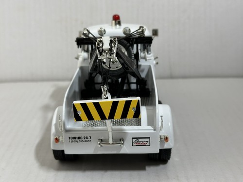 JADA SHOWROOM 1953 CHEVY WRECKER TOW TRUCK WHITE 1:24 DIECAST MODEL NEW NO BOX - Picture 8 of 12