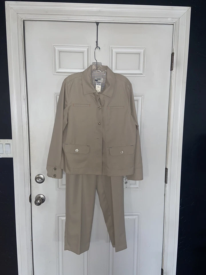 Traje de vestir vintage KORET para mujer BEIGE de dos piezas chaqueta nueva con etiquetas talla L pantalones talla 10 Foto 2 de 4