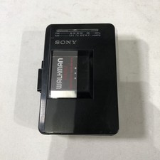 Sony Walkman WM-AF23 FM/AM Radio Cassette Player Headphone Jack Belt Clip