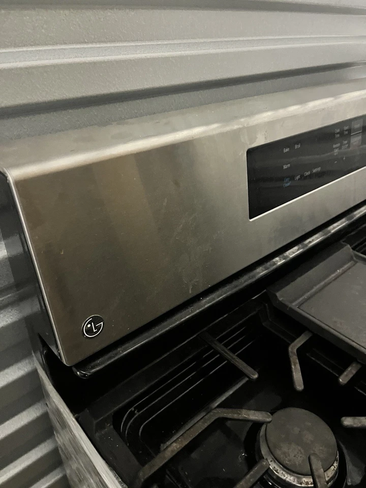 Estufa de gas LG con 5 quemadores. ¡Incluye pieza central original! Foto 3 de 4