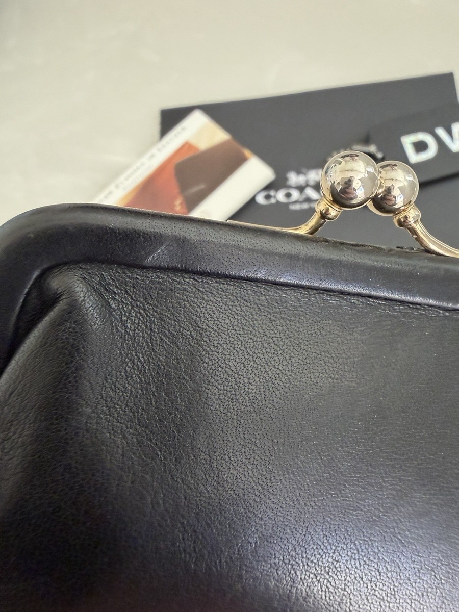 COACH VINTAGE BLACK LEATHER KISSLOCK COIN PURSE 7155 | eBay