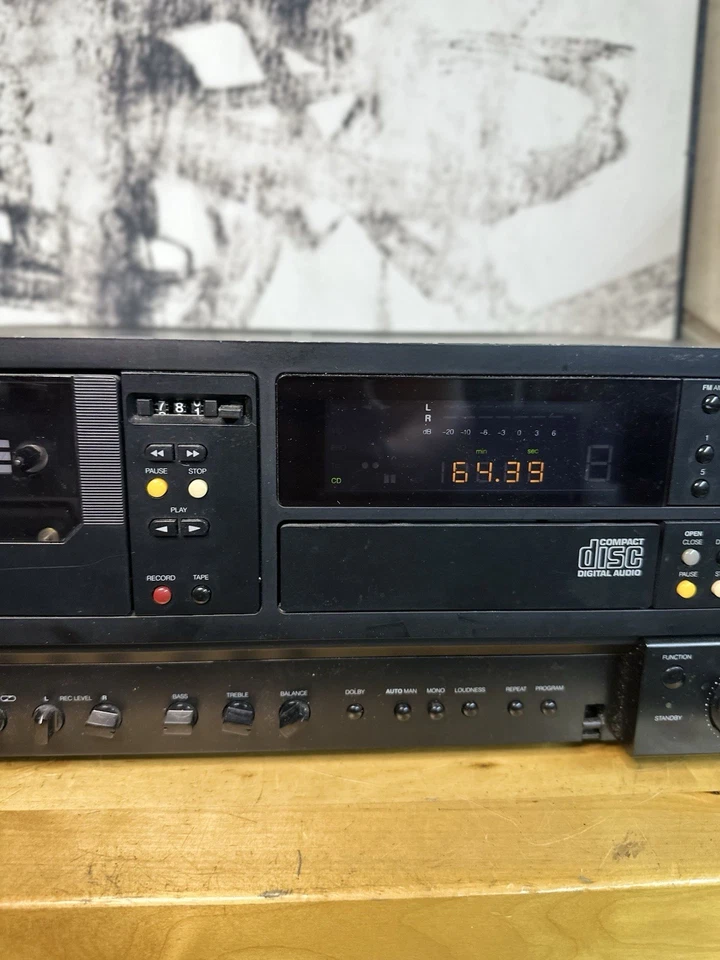 SISTEMA DE AUDIO PROTON AI-3000 CD Cassette Sintonizador Amplificador Integrado Leer Descripción Foto 3 de 4