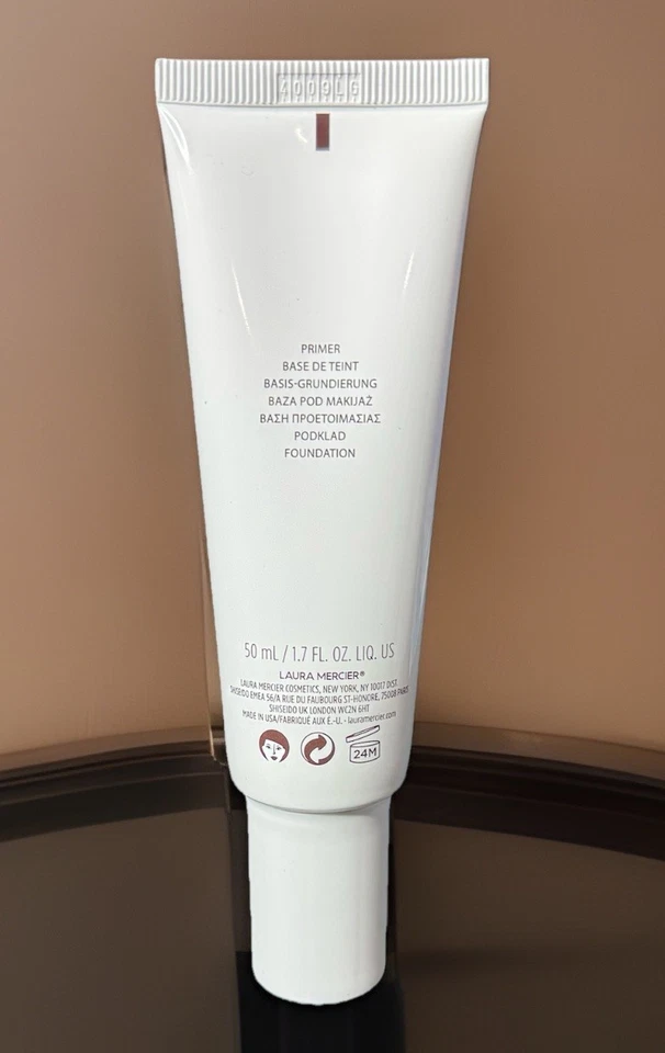 Laura Mercier Pure Canvas Primer Hydrating 50ml/1.7oz, Pack of 2, Silicone Free - Image 3 of 4