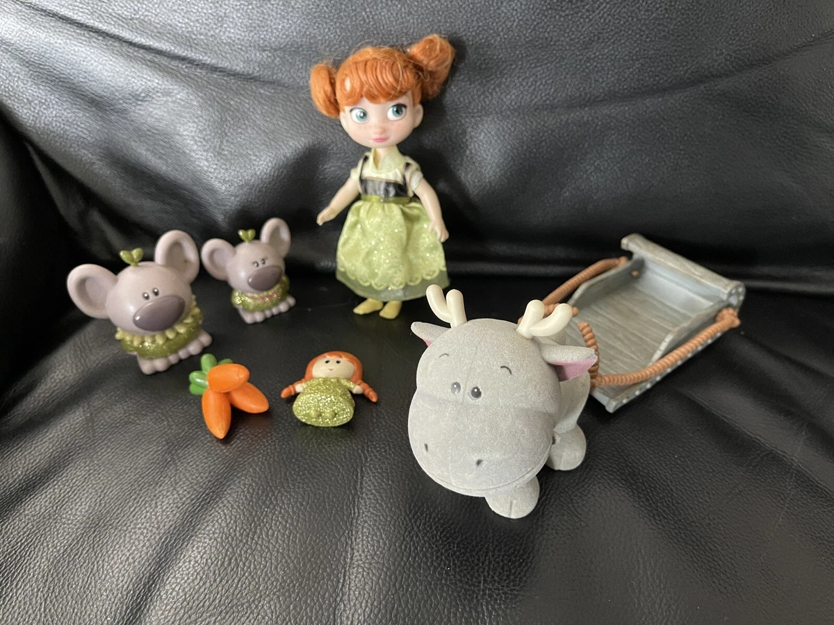 Anna top mini doll