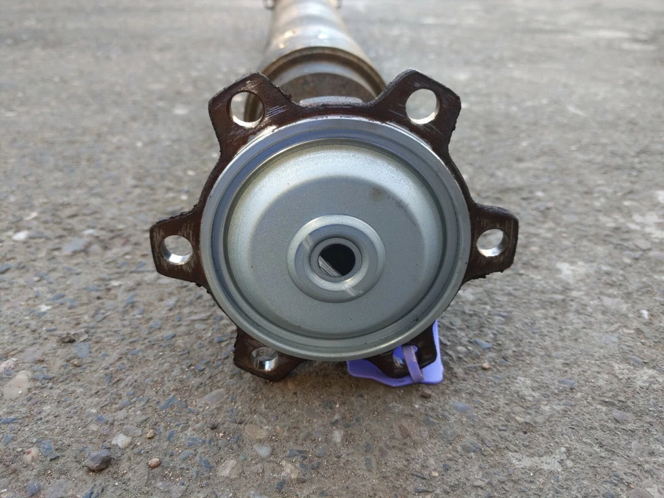 MITSUBISHI SHOGUN MK3 3.5 GDI REAR PROPSHAFT DRIVE SHAFT #3 - Image 2 of 3