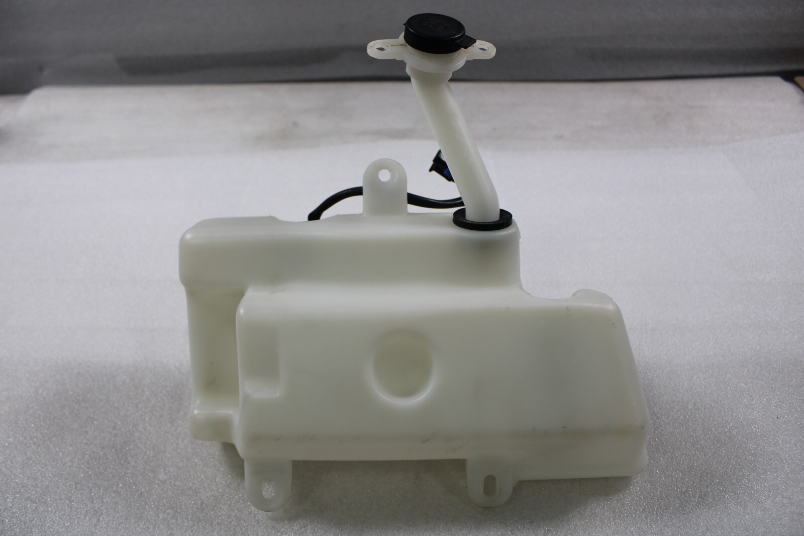 Ferrari 360, Wash Reservoir, Complete, Used, P/N 65809100