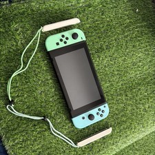 Nintendo Switch with  Controller (CONOSLE ONLY) good condition