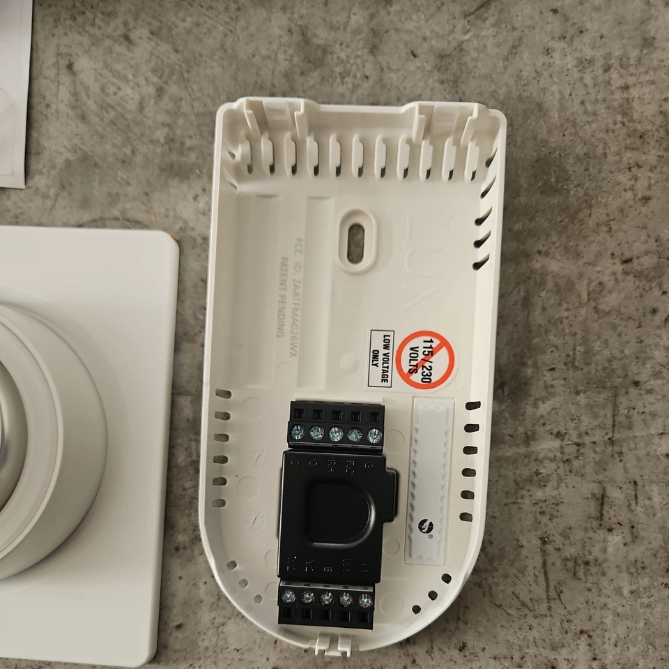 Lux GEO-WH Wi-Fi Thermostat White Works/ Google & Alexa Wheel Control - Image 4 of 4