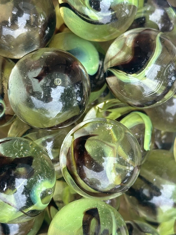 Lote de canicas de vidrio transparentes/verdes/marrones COMMANDO 25 mm (1 pulgada) Shooter Taw Foto 4 de 4