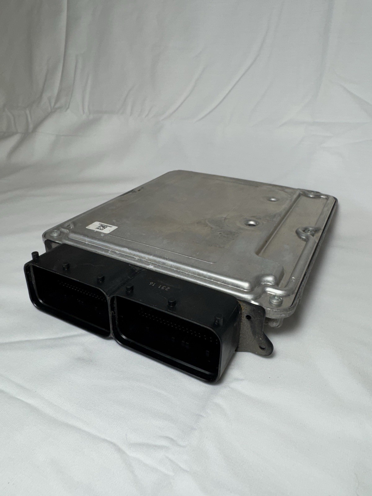 Módulo Del Control Del Motor (ECU/ECM) Maserati Ghibli 2014-2018 Pad 670031346 B
