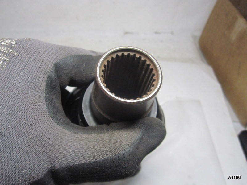 low hours Volvo Penta U-Joint 3860224 universals Driveshaft