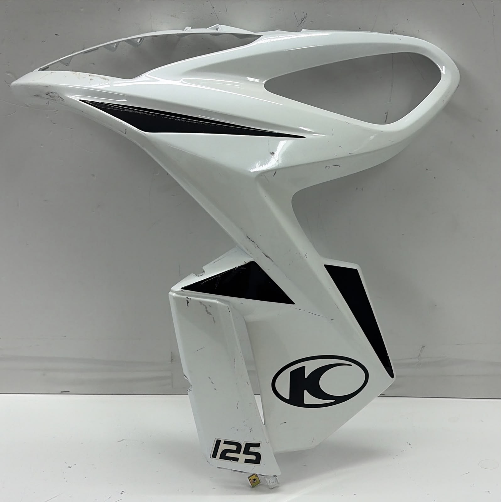 CARENA ANTERIORE DX OEM PER KYMCO SUPER 8 50cc 2007-2019 COD:64303-LEJ2-E000-IT