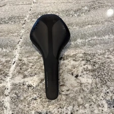 Fizik Antares R1 Carbon Road Saddle, 140mm (Regular), Carbon rails