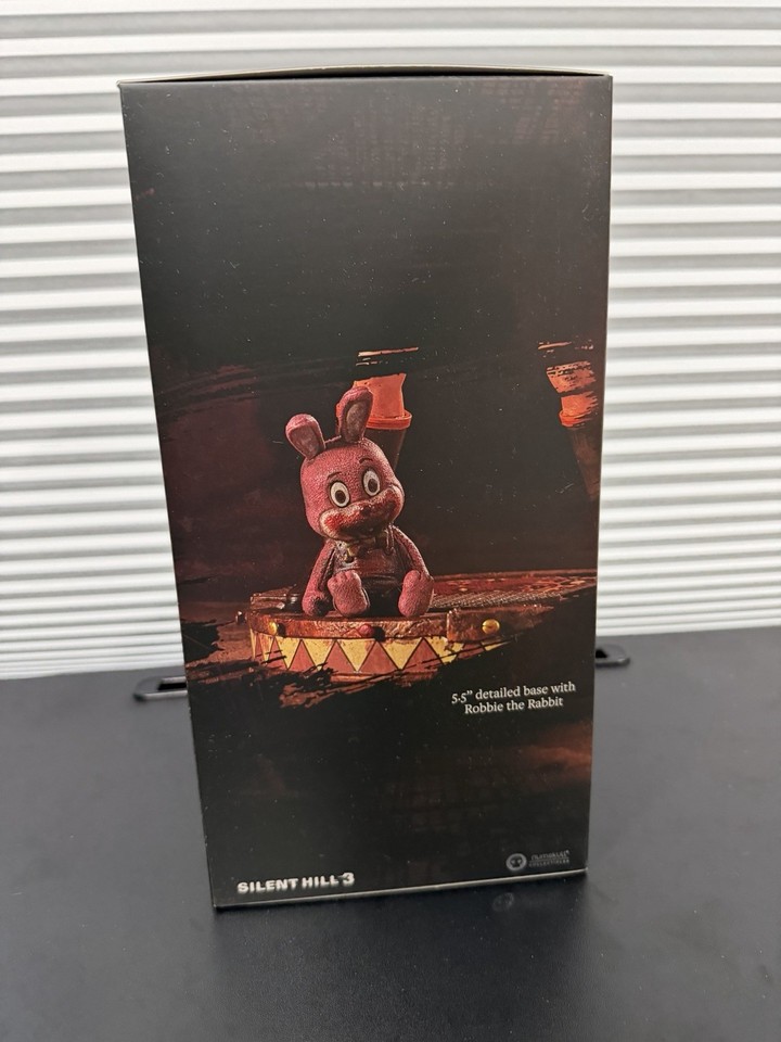 Silent Hill 3 Heather Mason Figure Statue 10'' Robbie the Rabbit ...